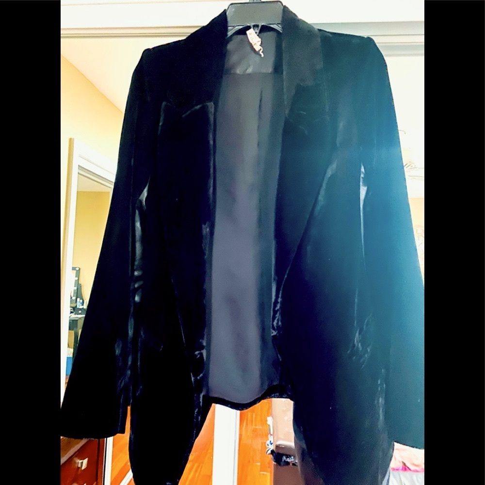 Very elegant velvet evening long blazer